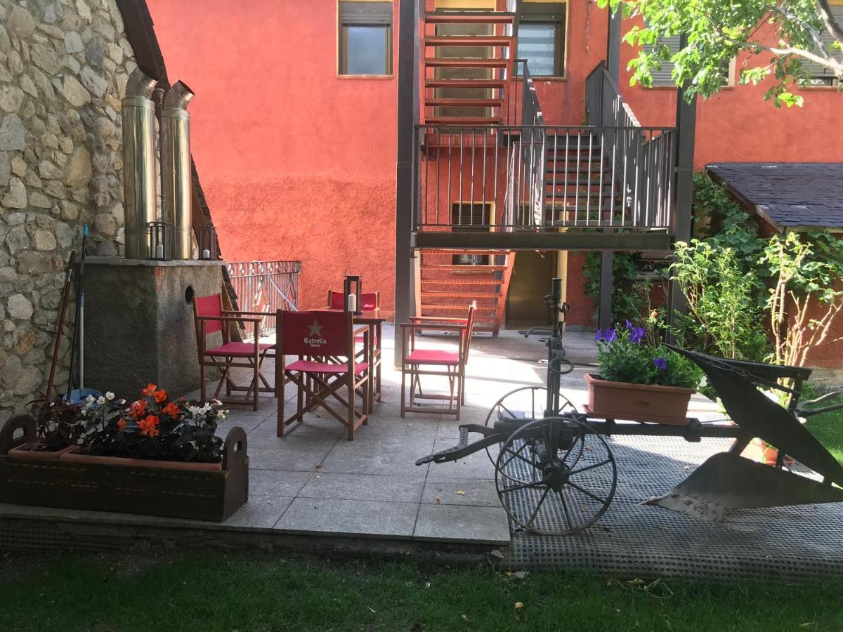 Hotel Saueth Tredós Eksteriør billede