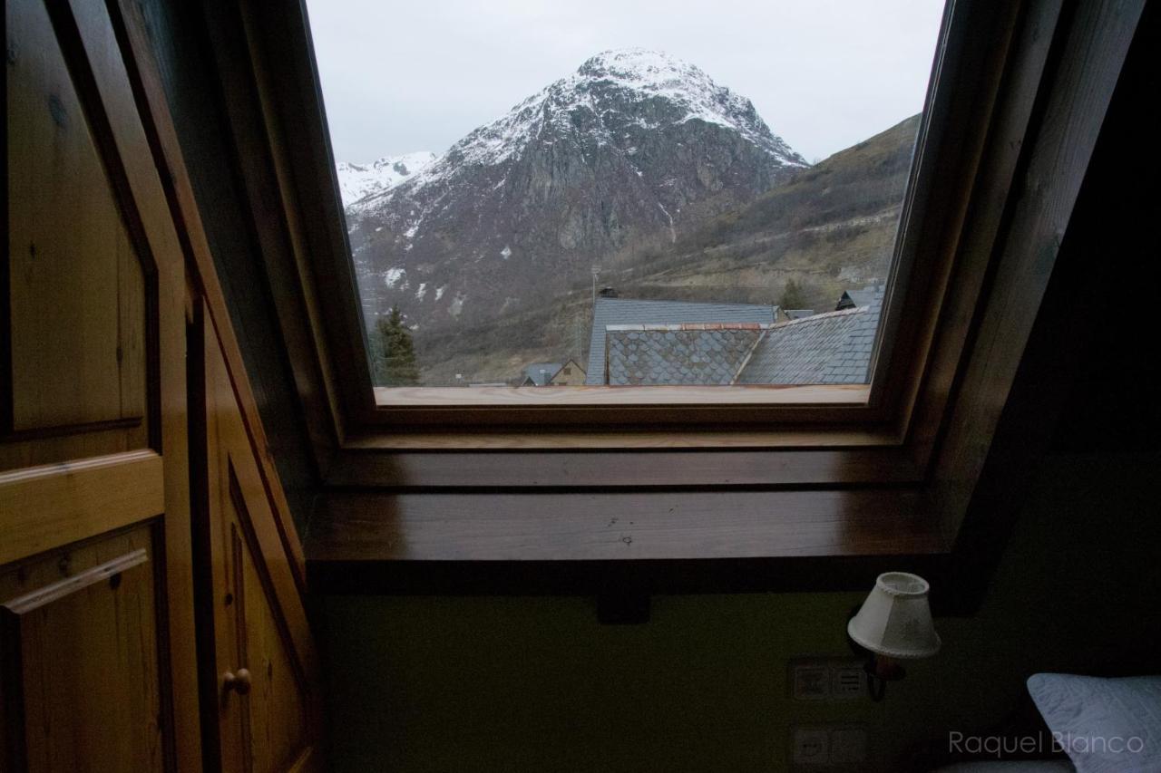 Hotel Saueth Tredós Eksteriør billede
