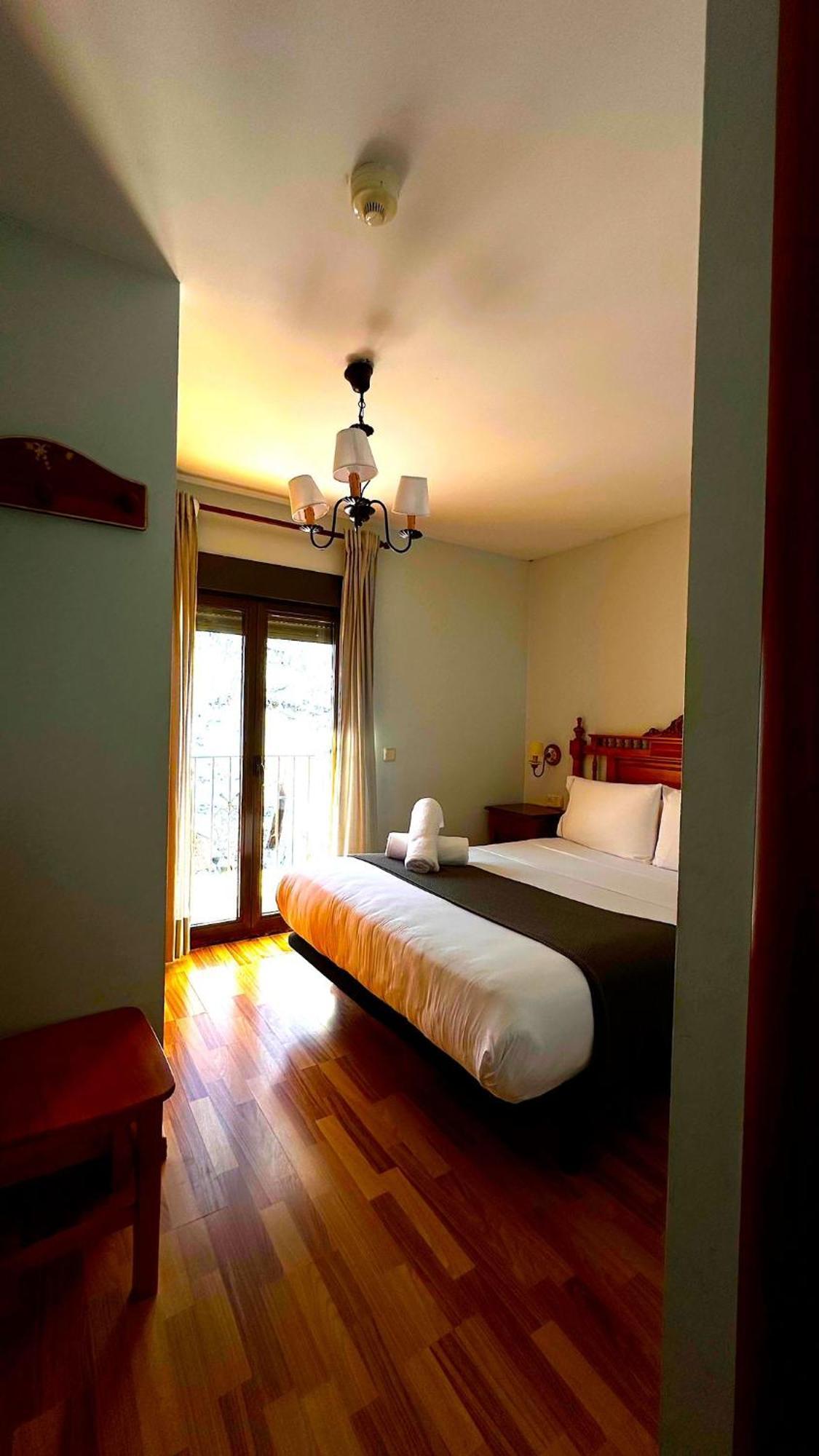 Hotel Saueth Tredós Eksteriør billede